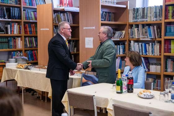 Tóth András és Dobre Lajos igazgató úr