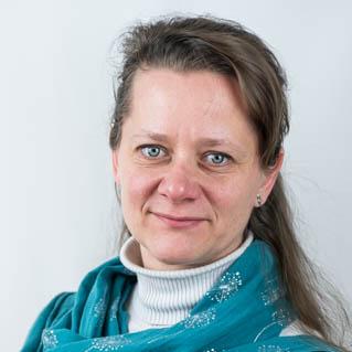 Farkas Enikő portré